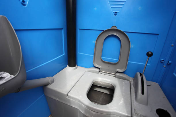 Porta potty delivery and setup in Dassel, MN